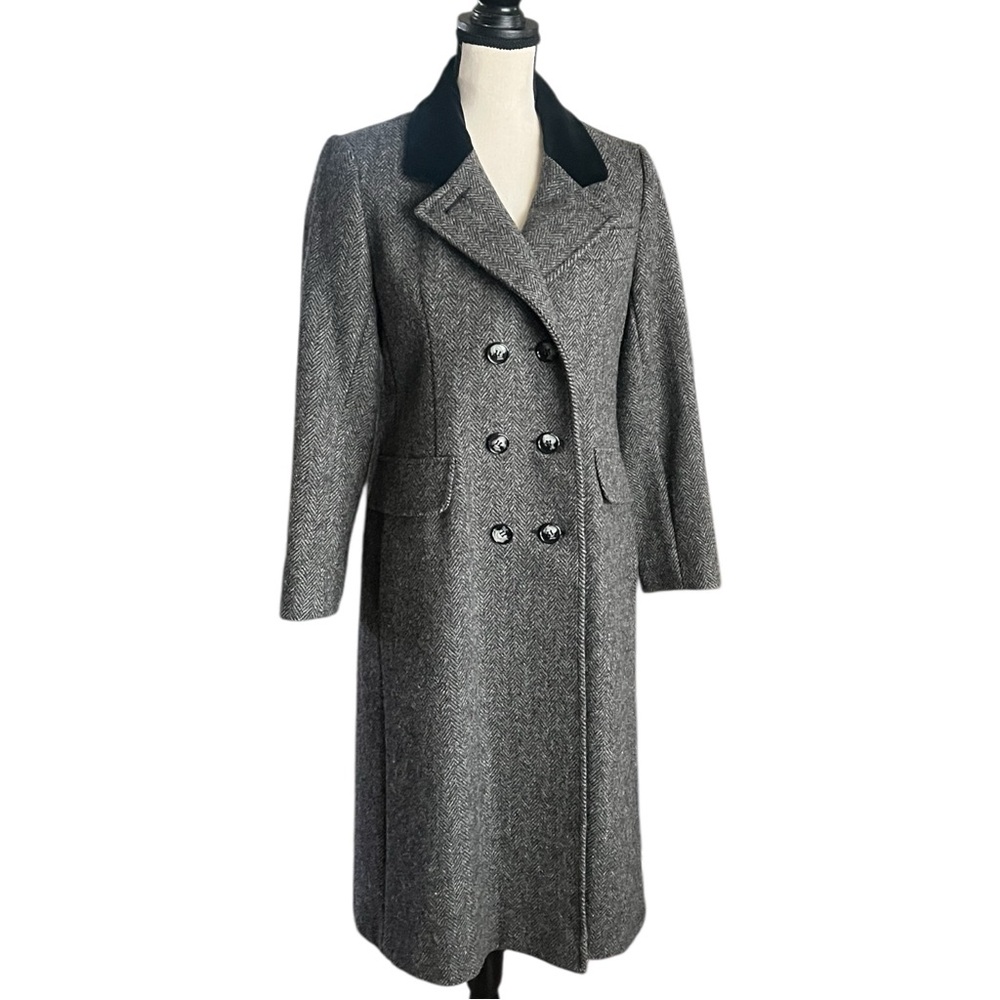 VTG. Karen 100% Pure Wool Gray Double Breasted Herringbone Long Coat.